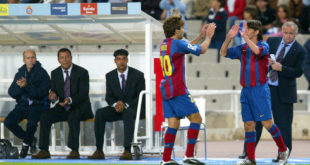 Lionel Messi debutó en partido oficial el 16 de octubre de 2004 ante el Espanyol.